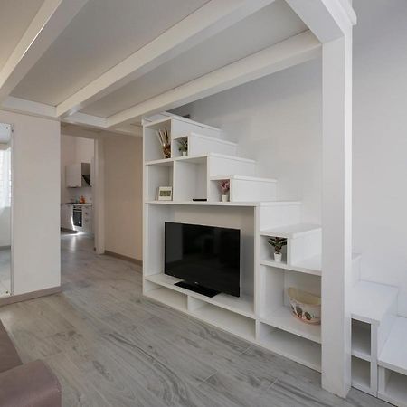 I Host Apartment - Neera 22 Milán Exteriér fotografie