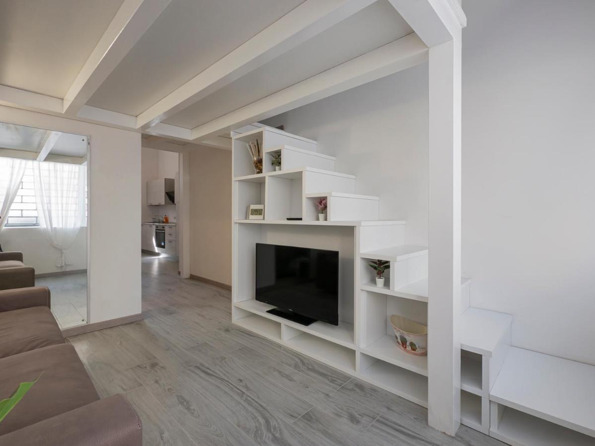 I Host Apartment - Neera 22 Milán Exteriér fotografie